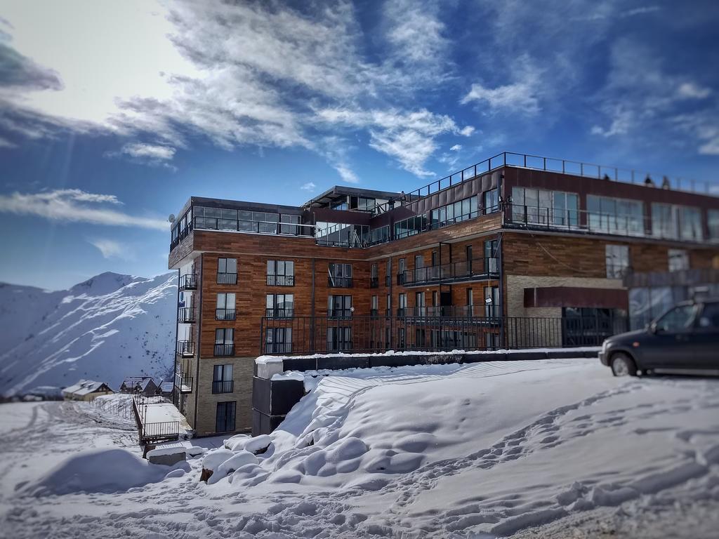 Kato'S Aparthotel Gudauri Mgzavrebi Екстер'єр фото