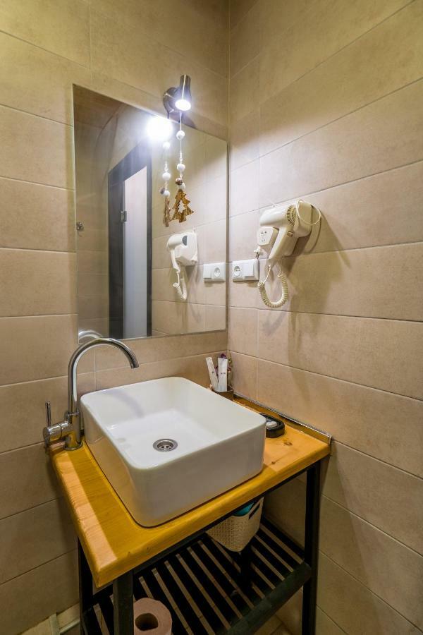 Kato'S Aparthotel Gudauri Mgzavrebi Екстер'єр фото