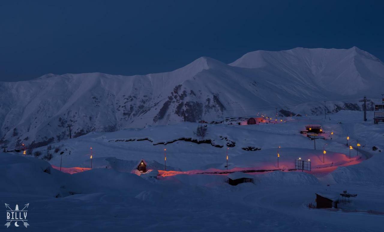 Kato'S Aparthotel Gudauri Mgzavrebi Екстер'єр фото